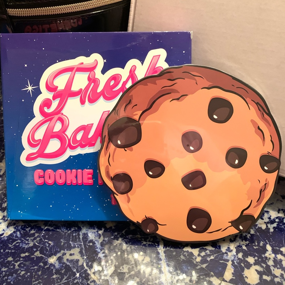 Bombshell Cookie Palette Dolls Kill